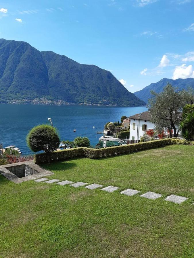 Big Apartment With Lake View And Two Bedrooms Sala Comacina Exteriör bild