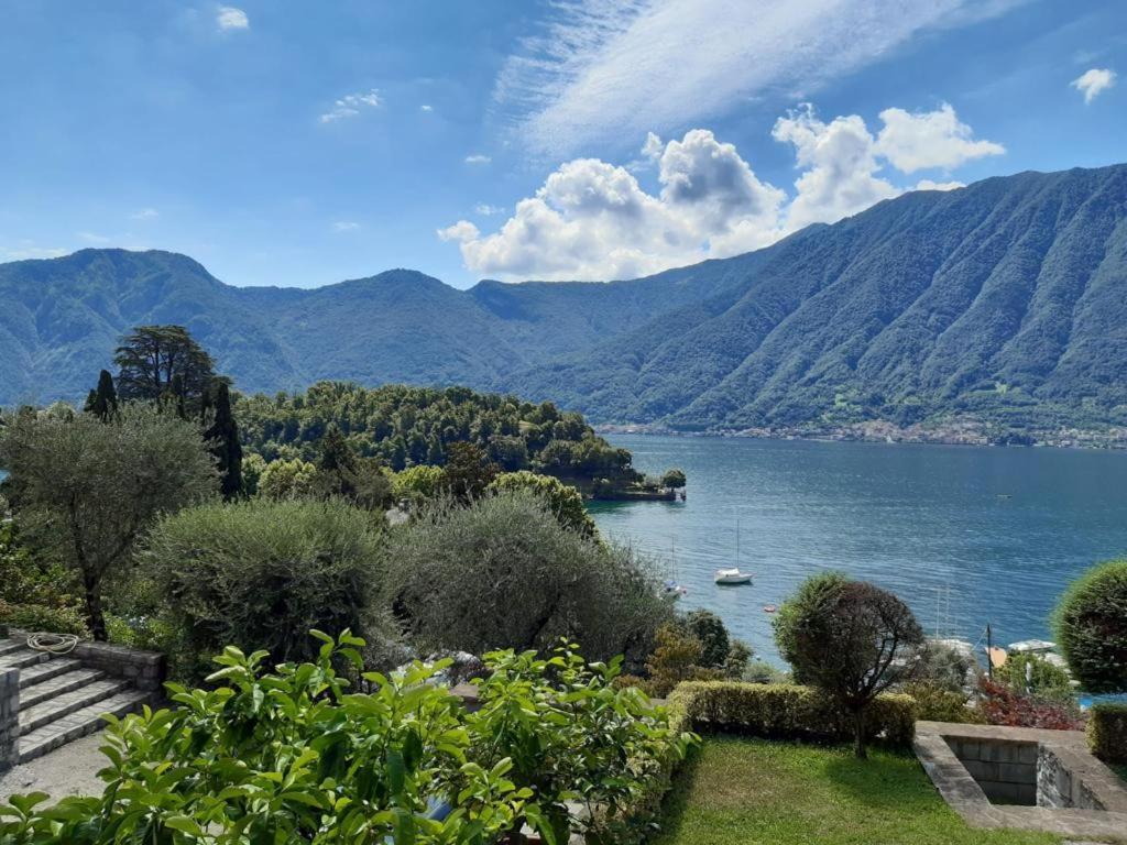 Big Apartment With Lake View And Two Bedrooms Sala Comacina Exteriör bild